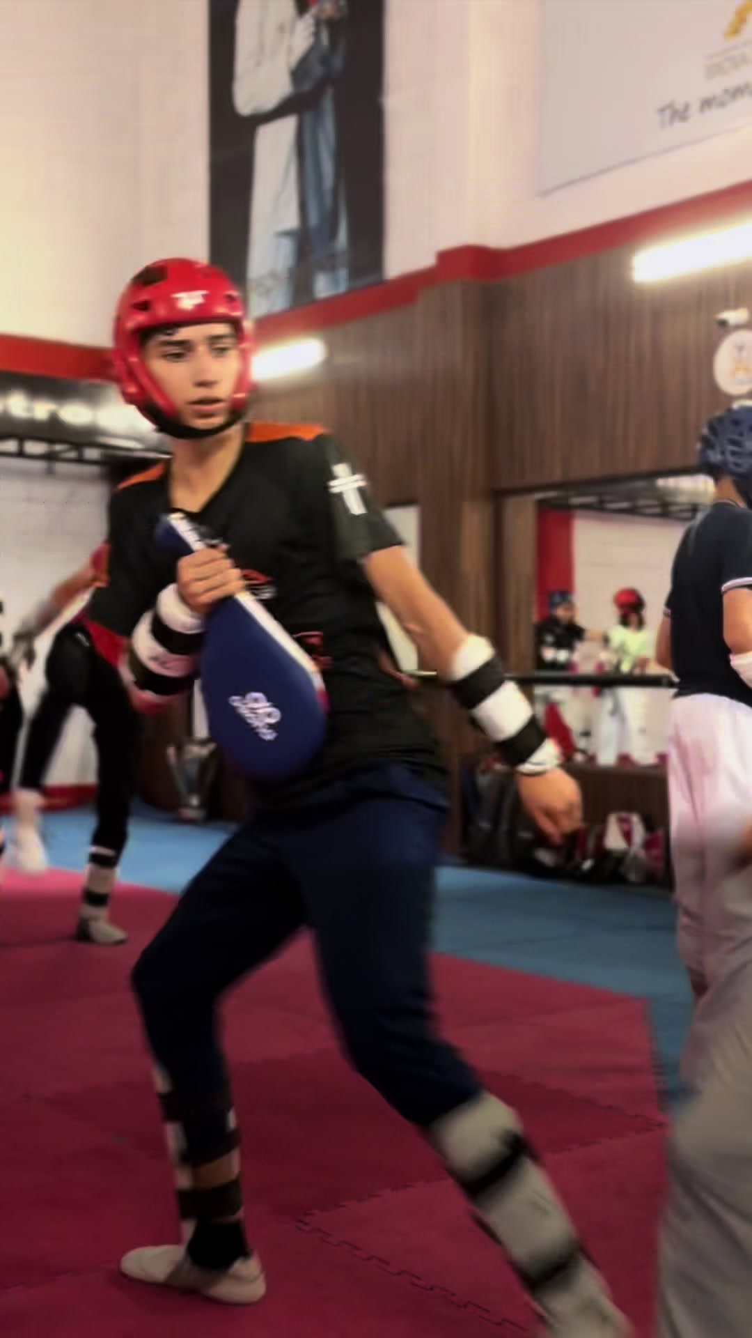 @Especialistas TKD