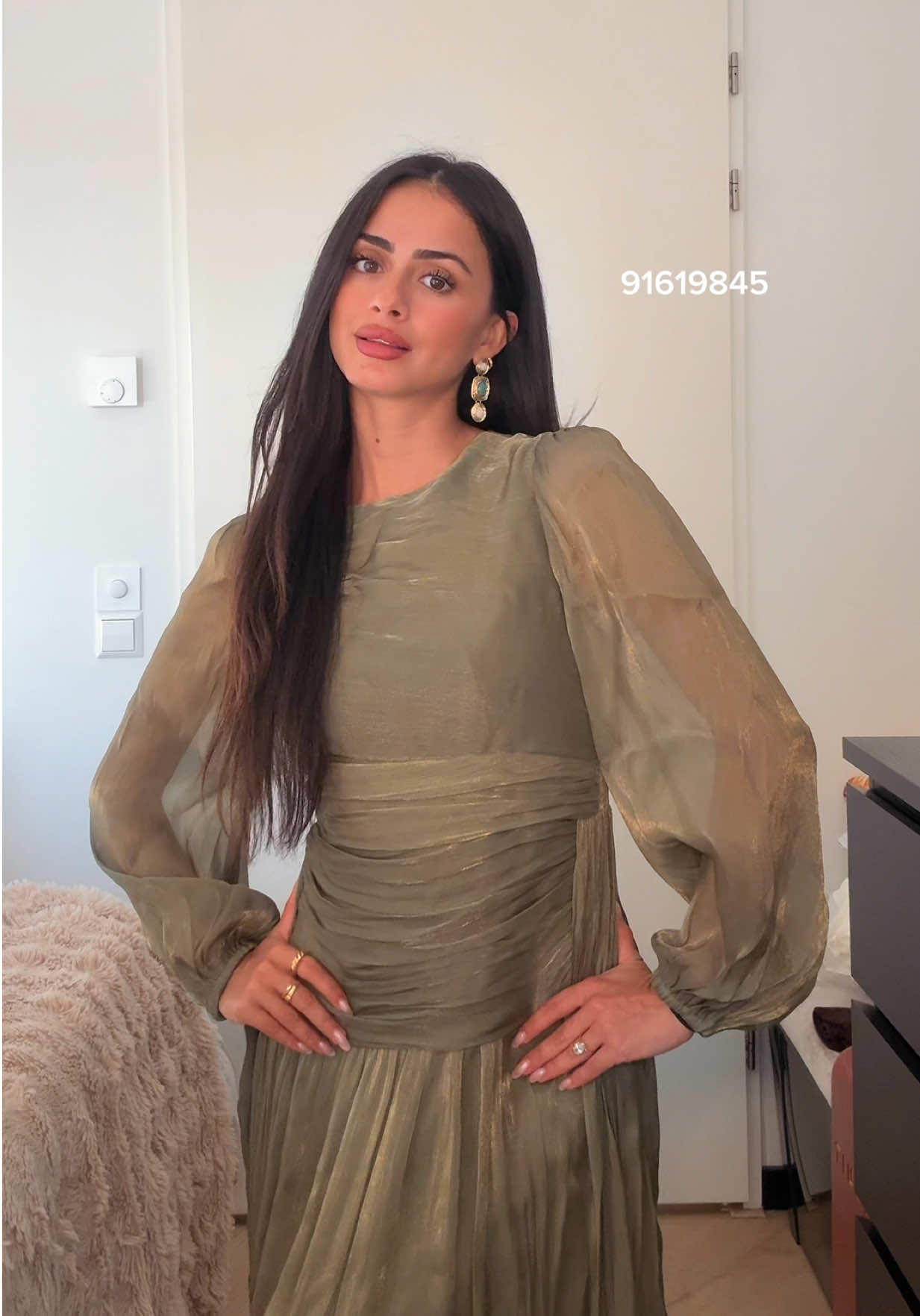 @Yalda Kar