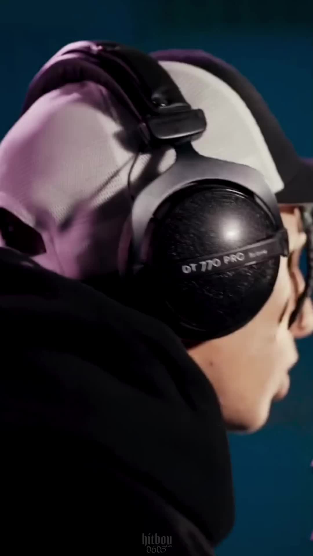 @Hitboy