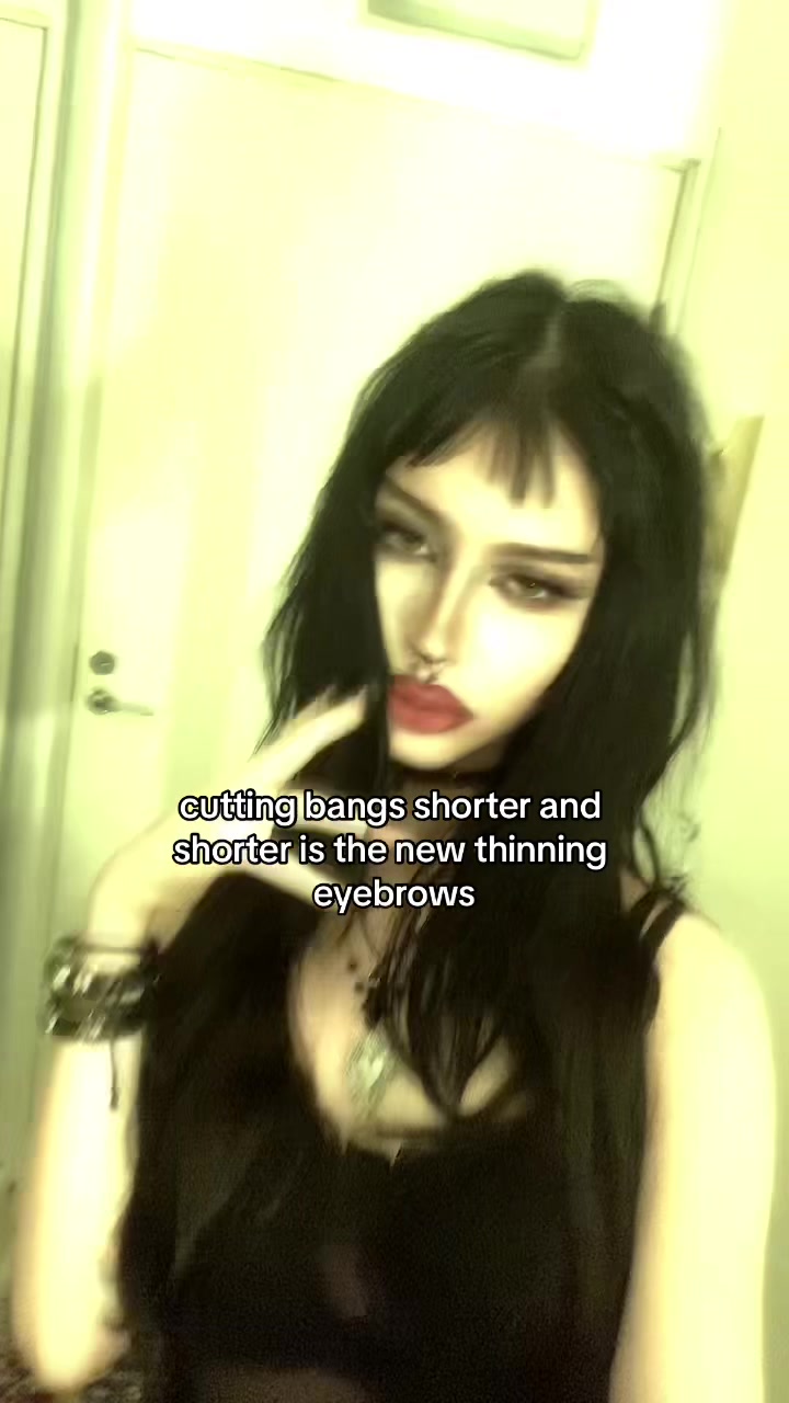 @nora valeria