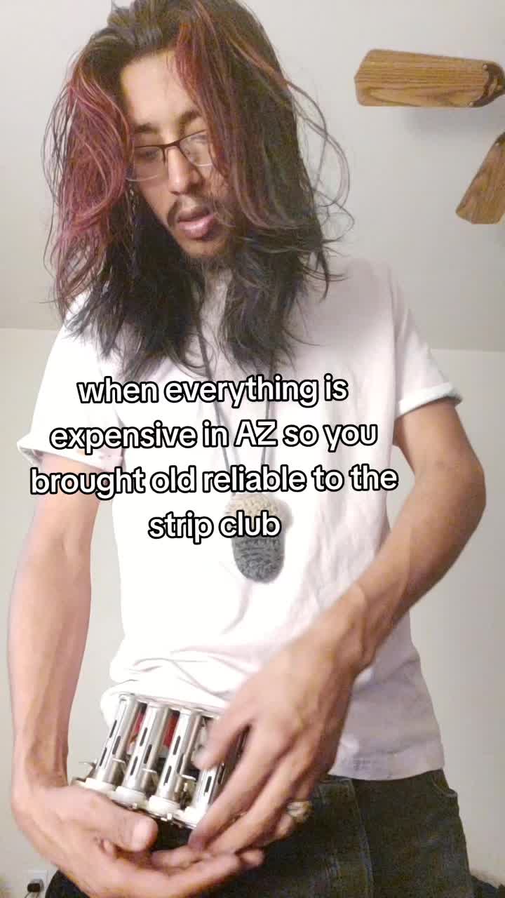 @ShyGlitches