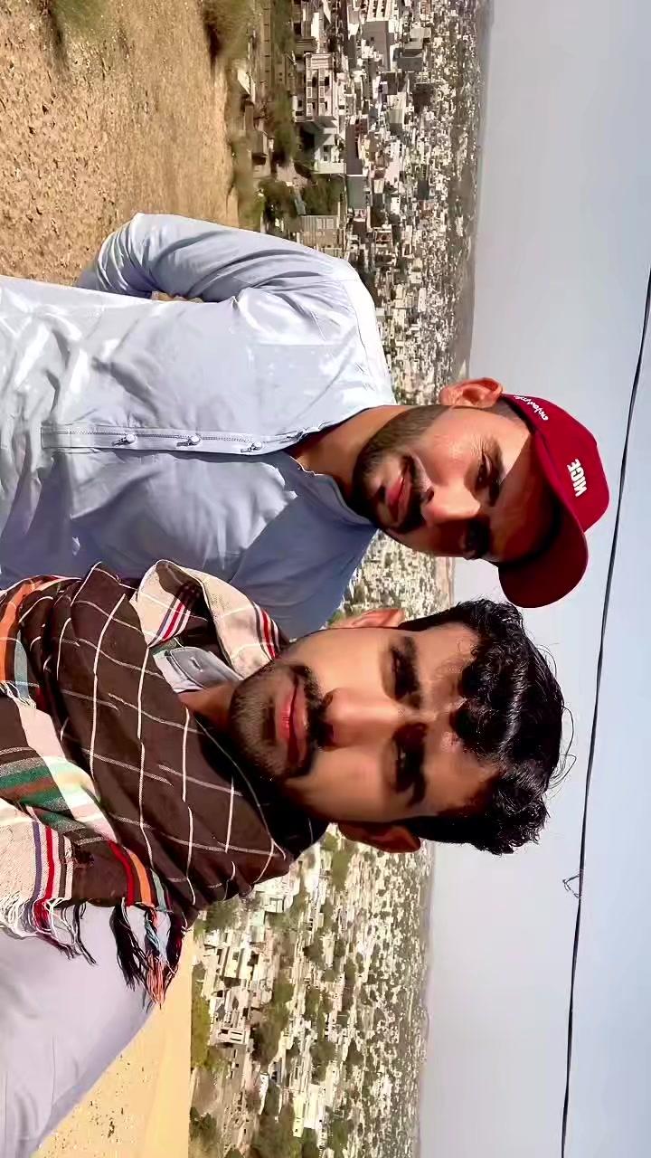 @★彡[ᴍᴜᴋᴇᴇᴍ Baloch]彡★