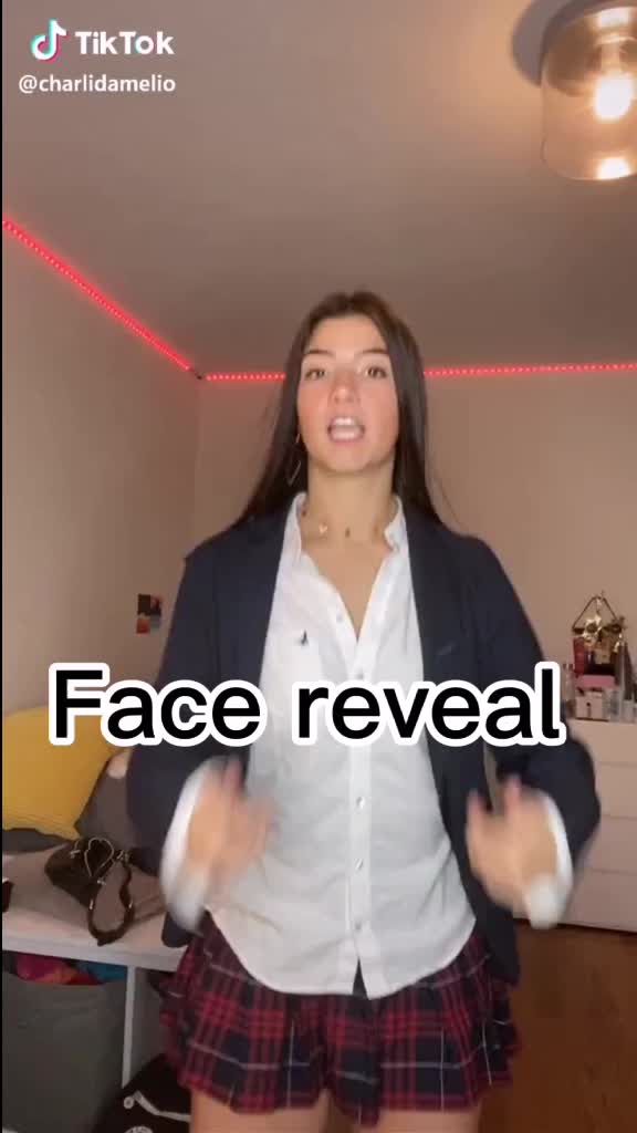 @Charli....Addison