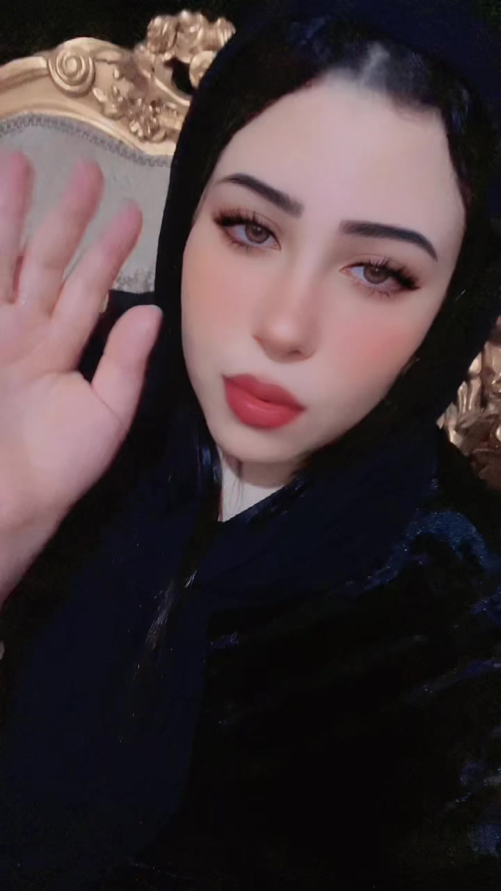@آلبااااش ممرضهـ☺️🦋💋