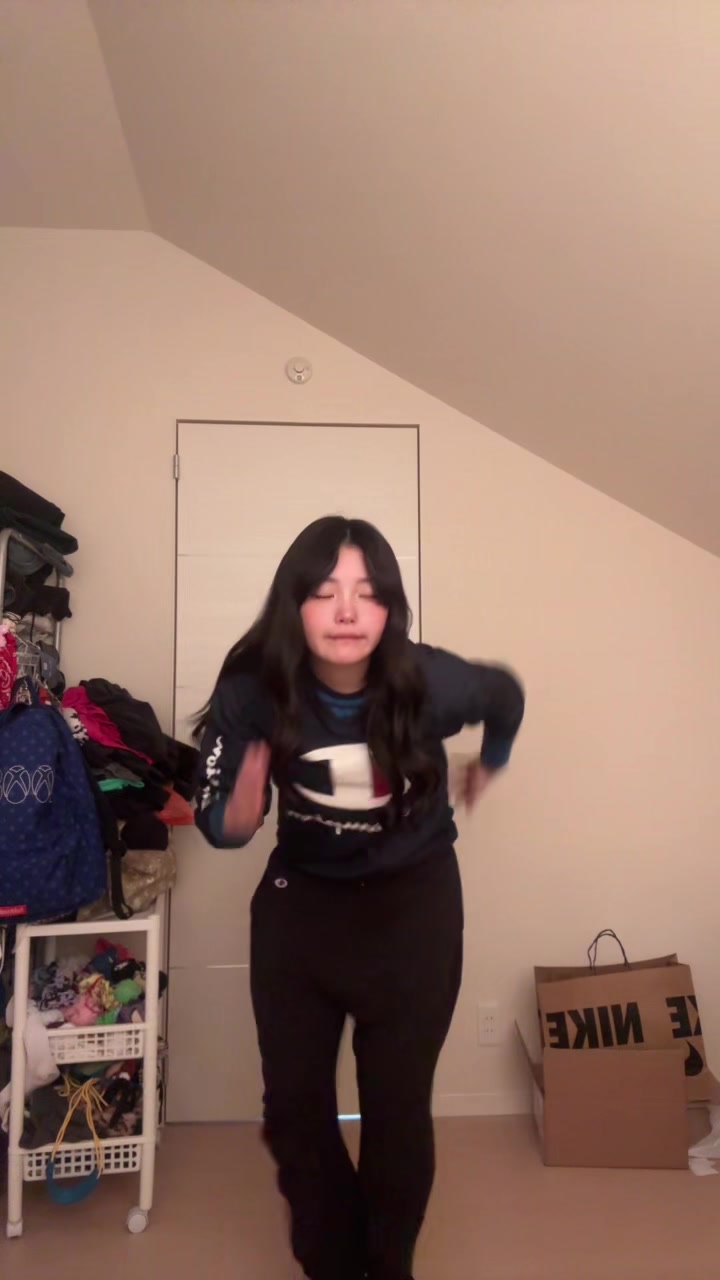 @ぎんさ