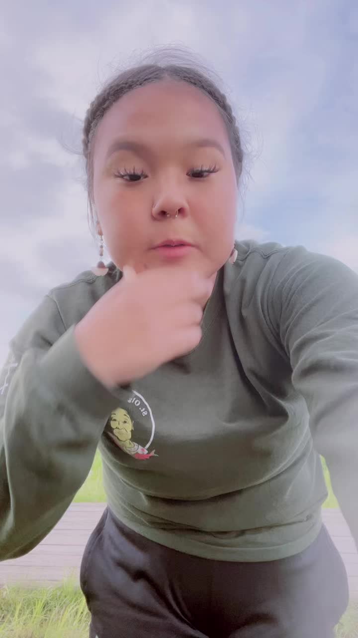 @Ana