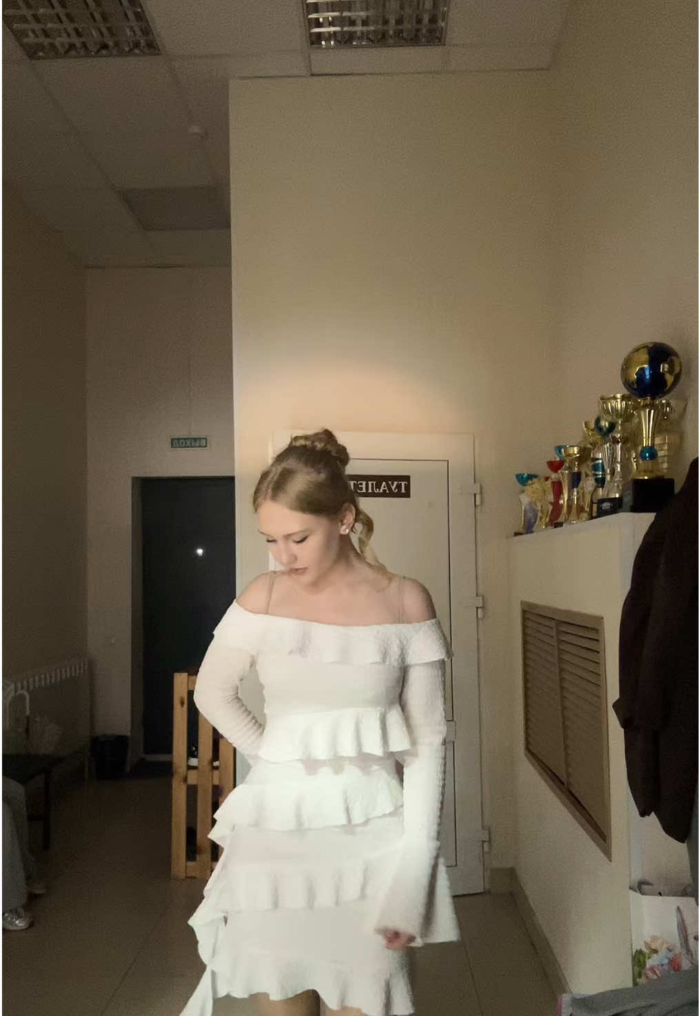 @yblonde