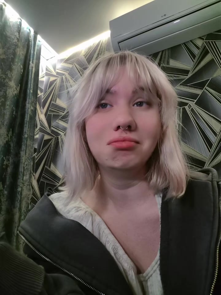 @розовый слон