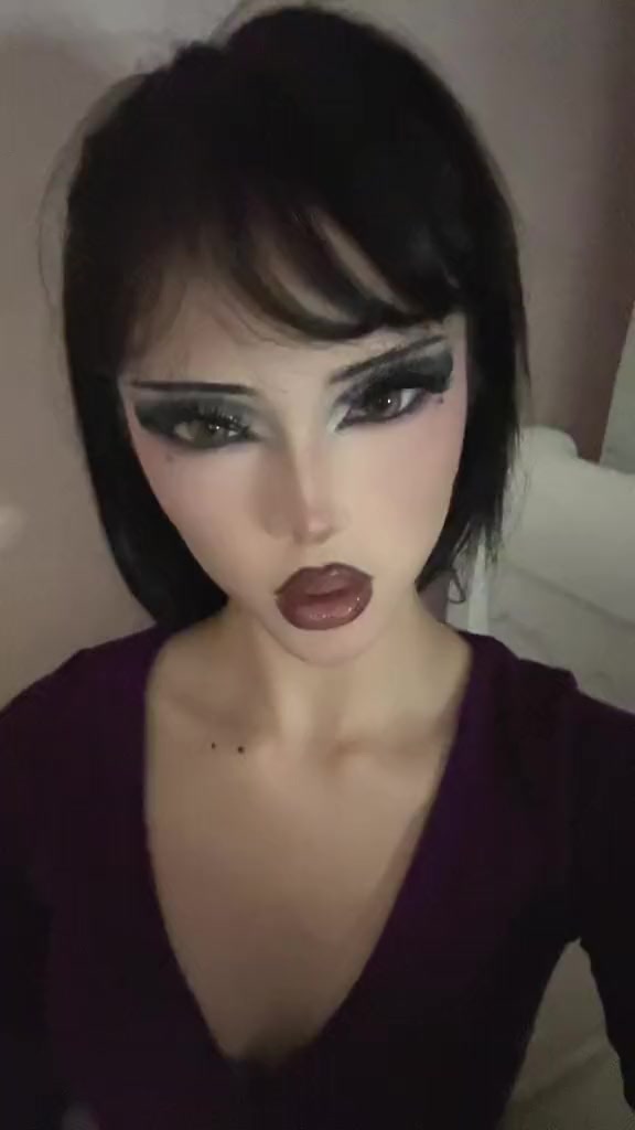 @glow12700