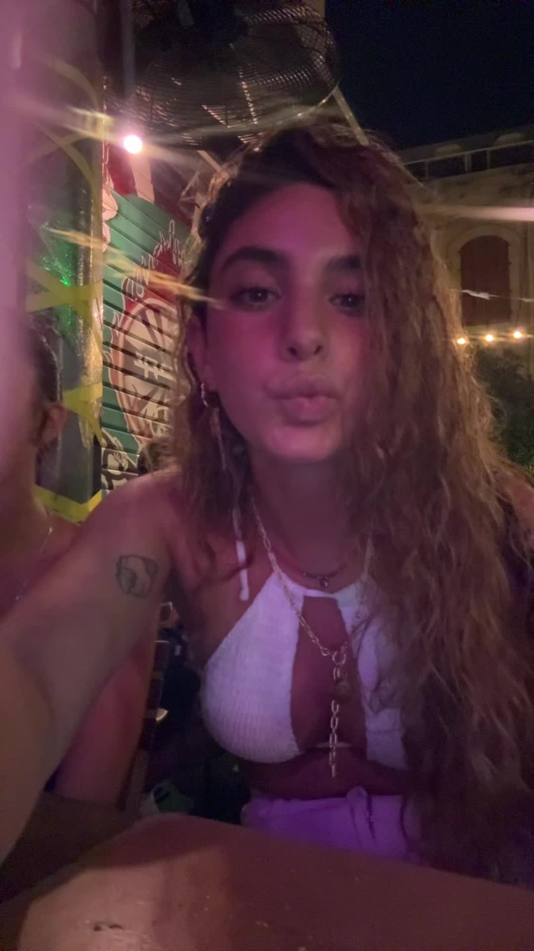 @Naamahh_