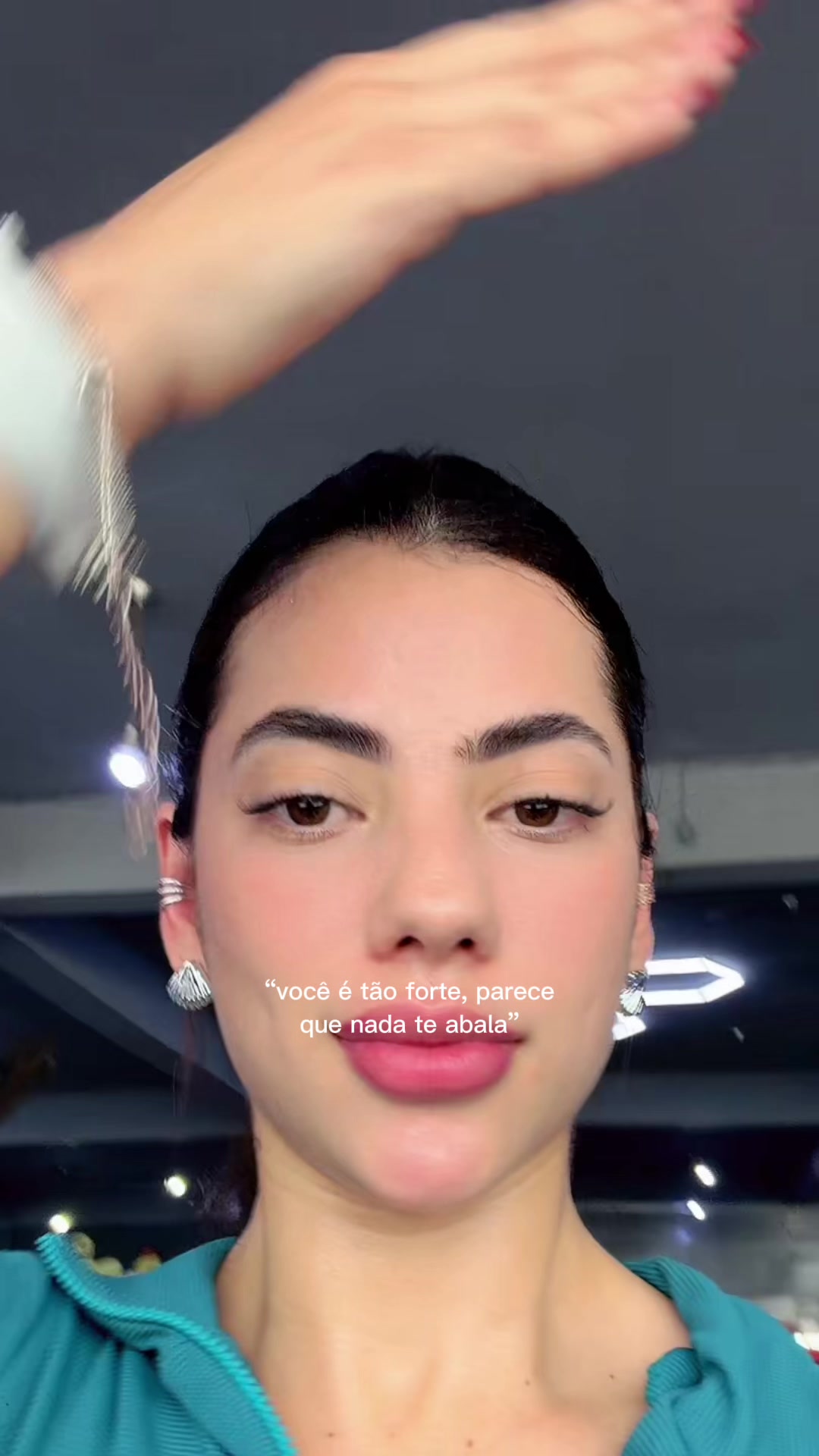 @julymaia_