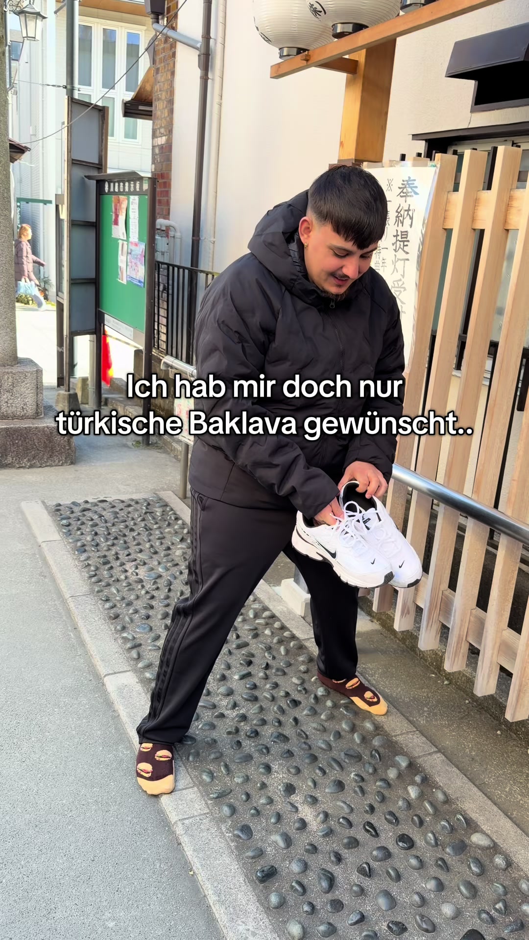 @LUZI