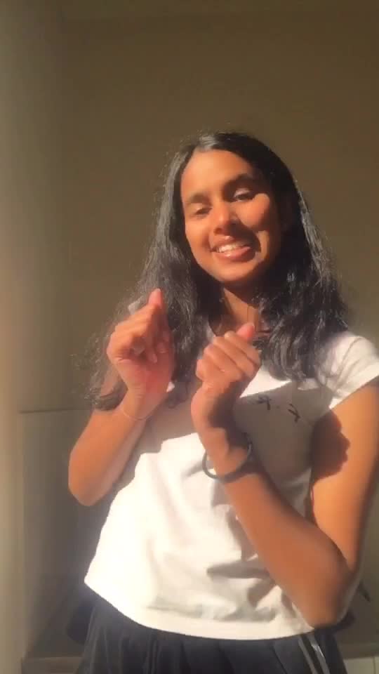 @Roosheeka🦋