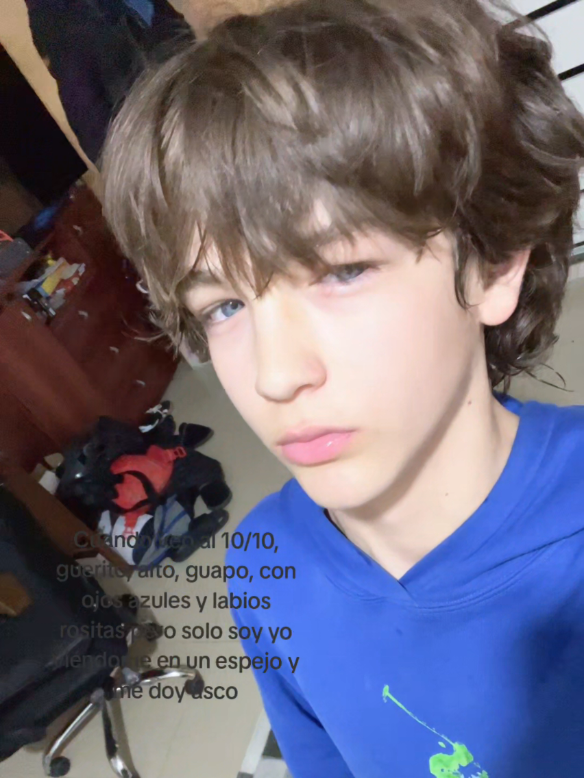@𝑨𝒅𝒐𝒏𝒊𝒔 ꨄ☪︎