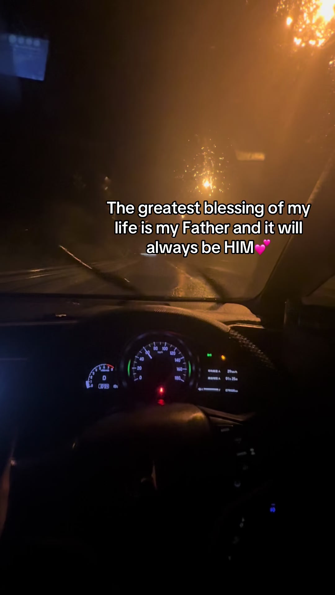 @Esha👑