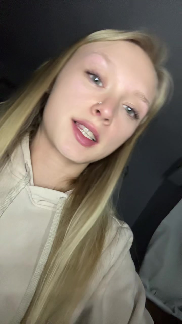 @shainakay🦋