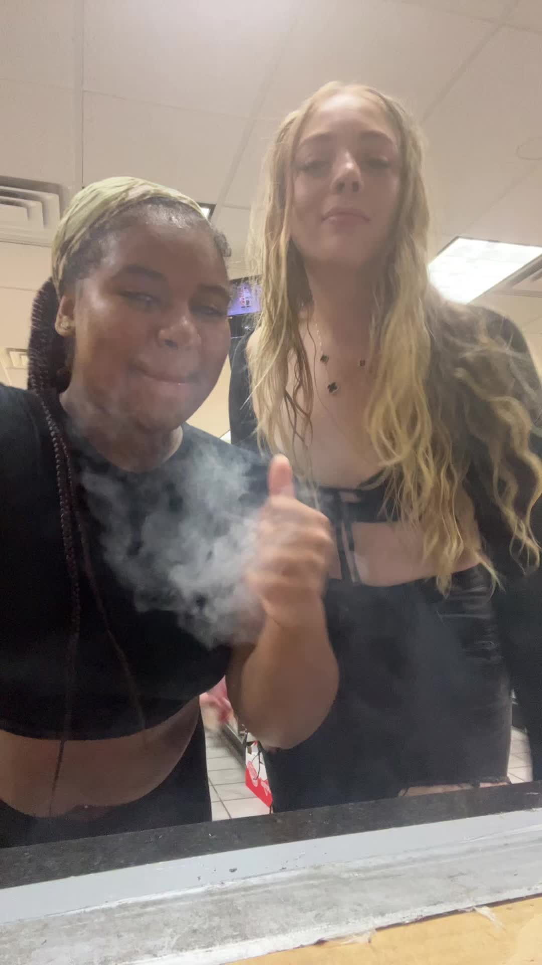 @Niyah_messling