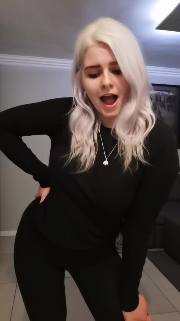 @JanaBanana
