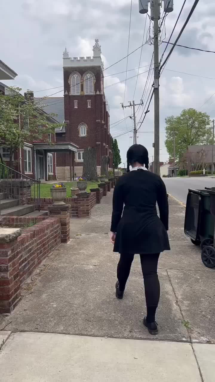 @Wednesday Addams Cosplayer🖤