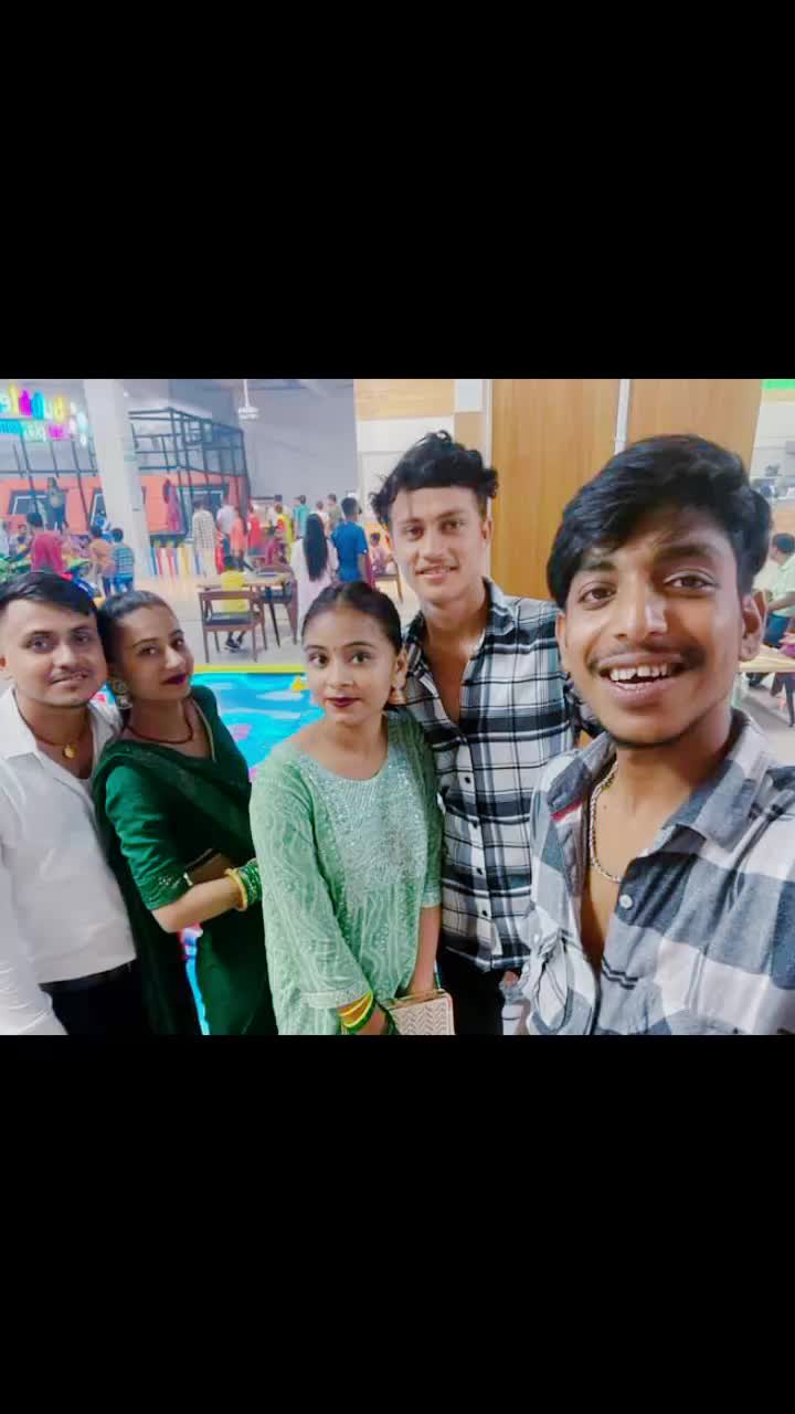 @😘 Supriya 😘