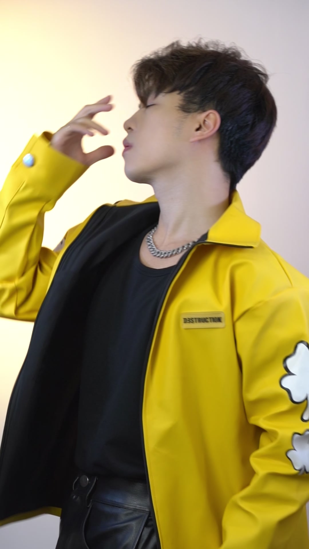 @Mister Vịt