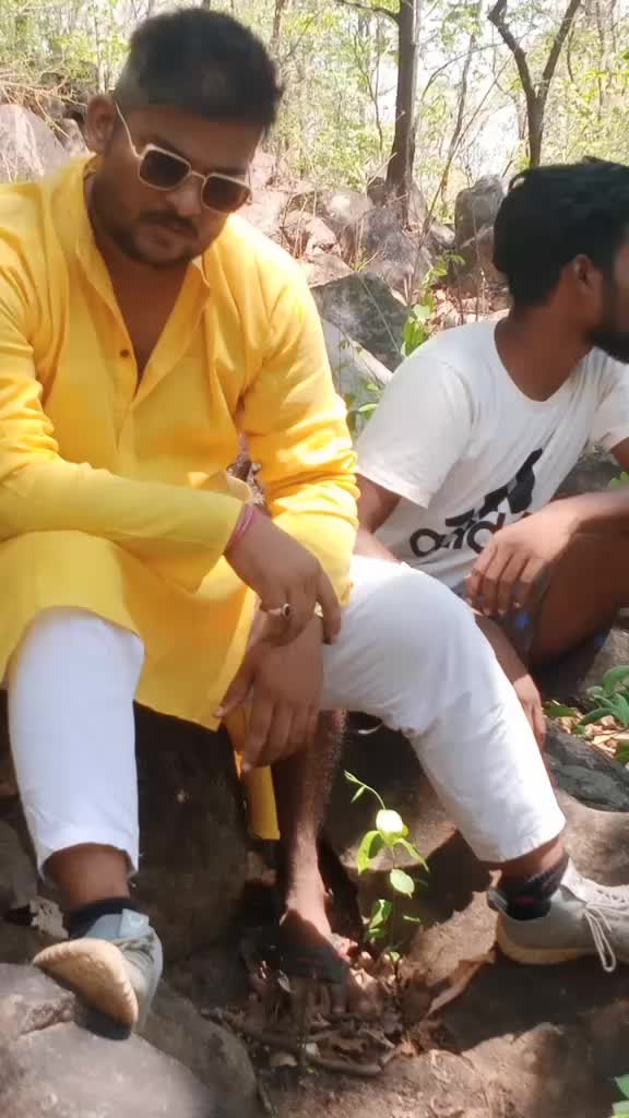 @👑CG  MUNDA NIKHIL👑