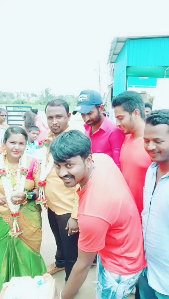 @ಮಡೇನೂರು ಮನು