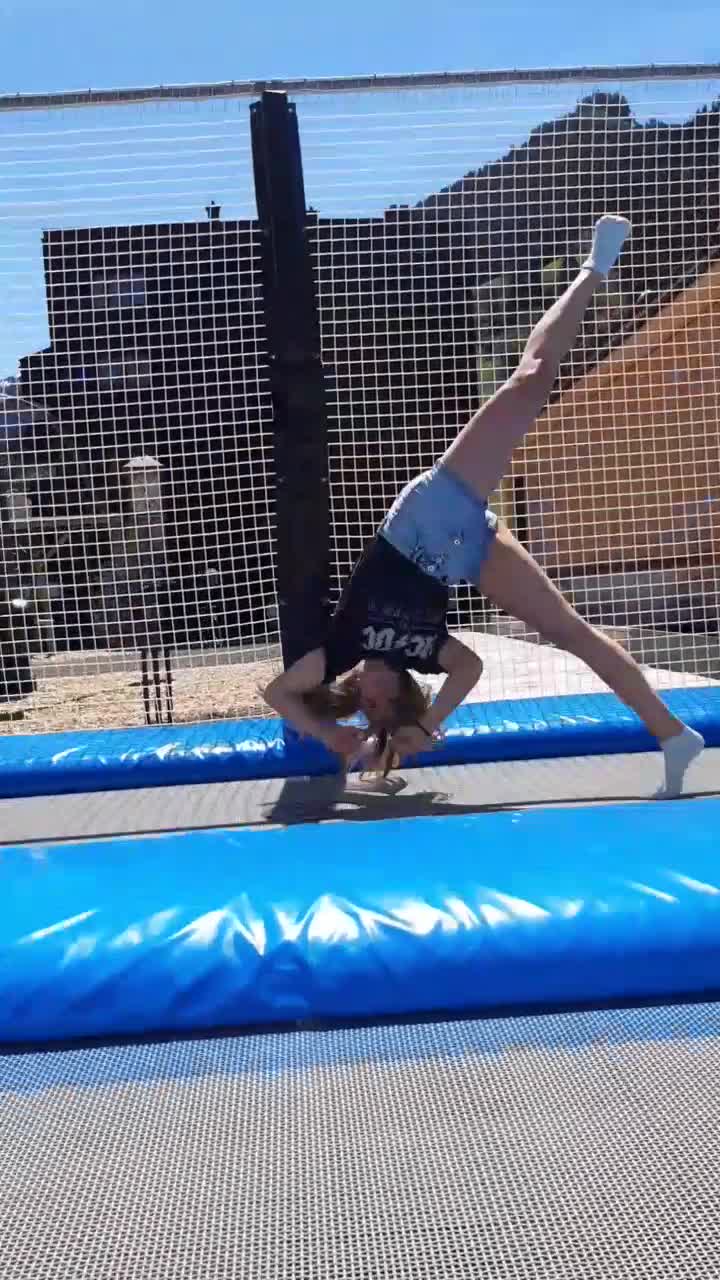 @anna_viehhauser