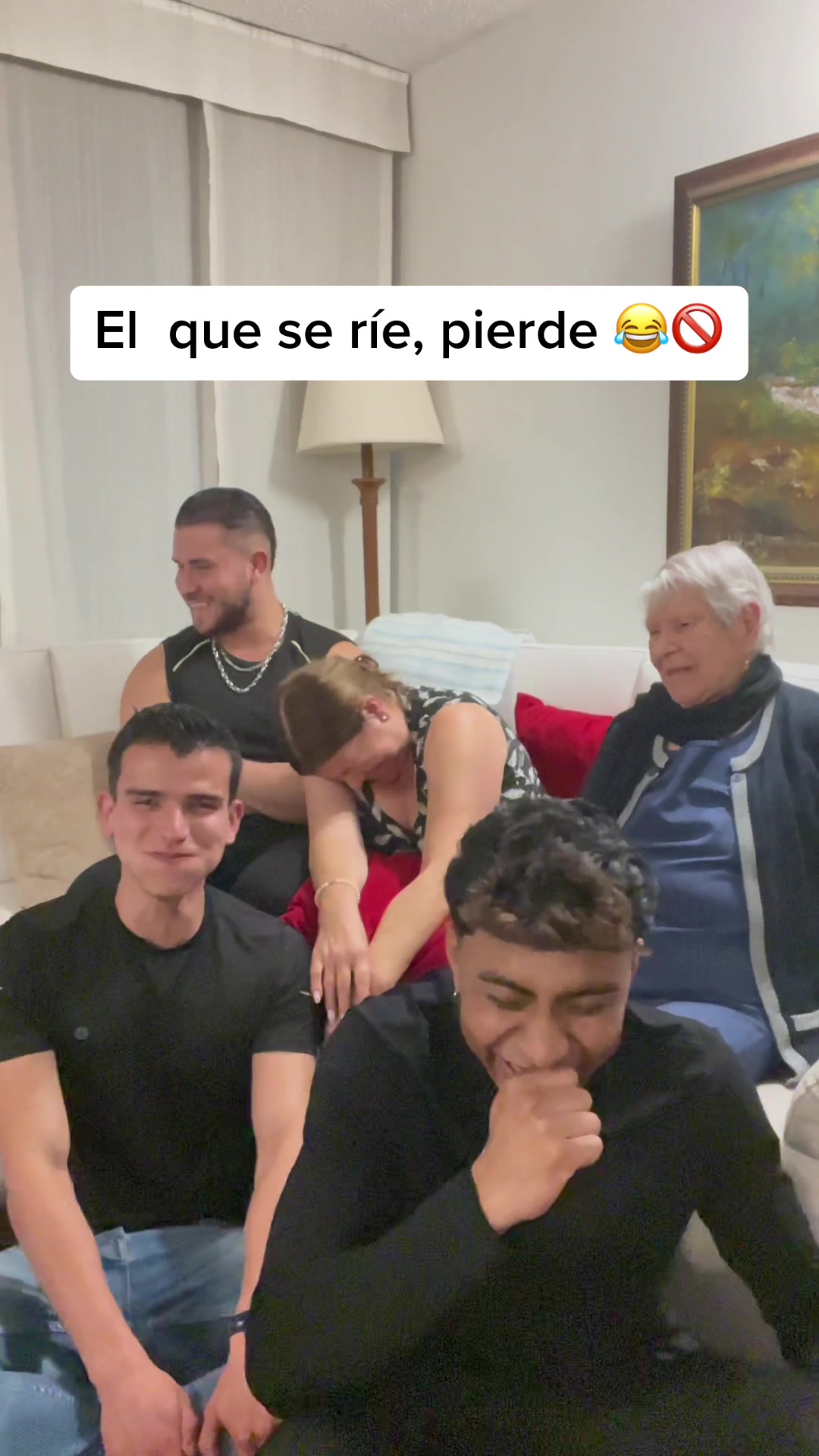@R A Y O