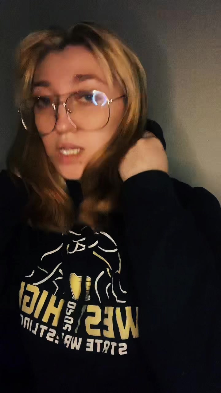 @dezzibear
