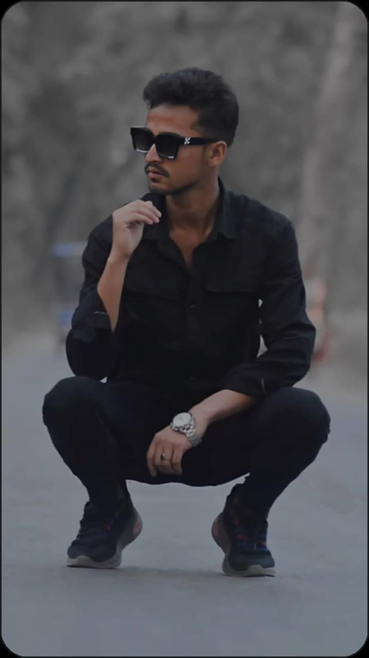 @👑<..BiNaYaK.🇳🇵.SiNgH..>👑