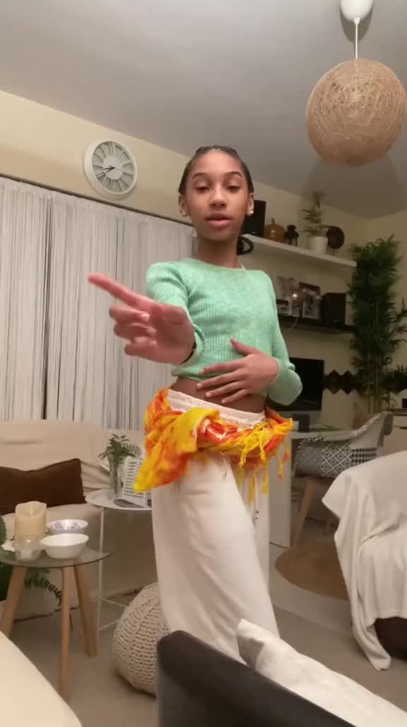 @anciens.tiktok.personne