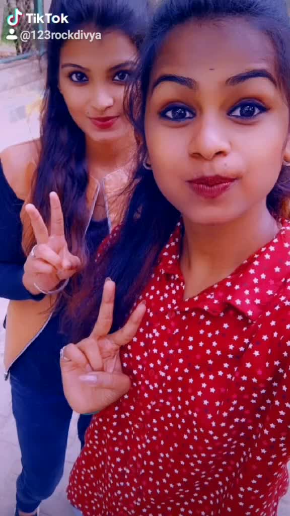 @divya vj