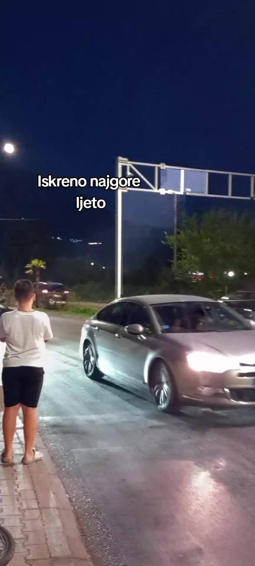 @🚲ĆOFI🚘