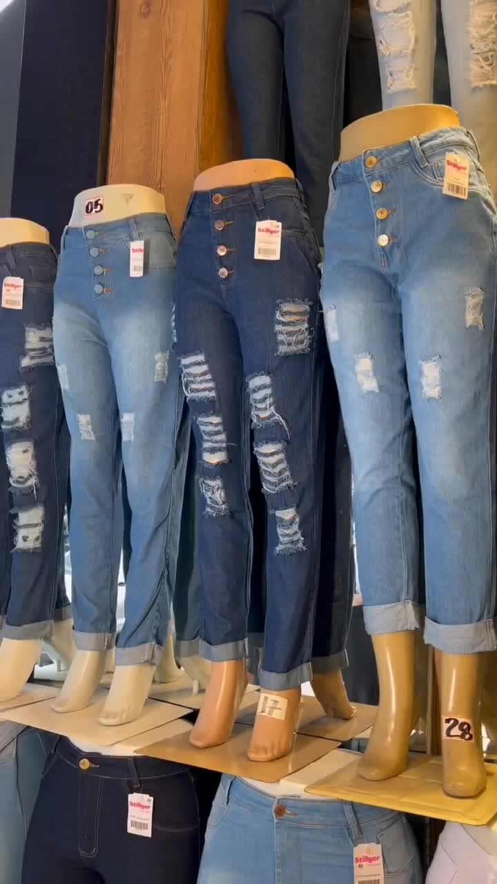 @DAILY OUTFIT CLOTHES 2022