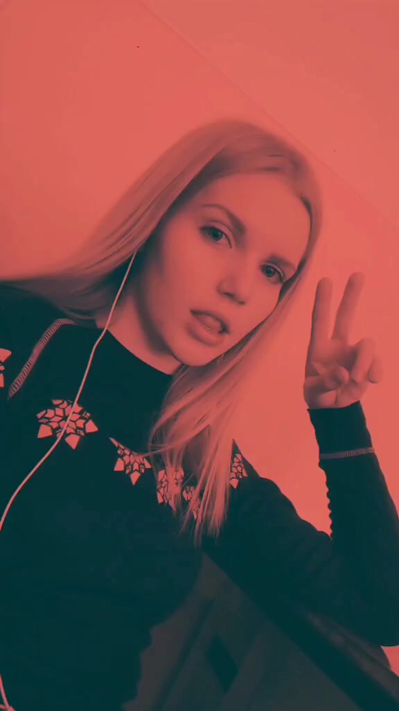@Natálie Linhartová