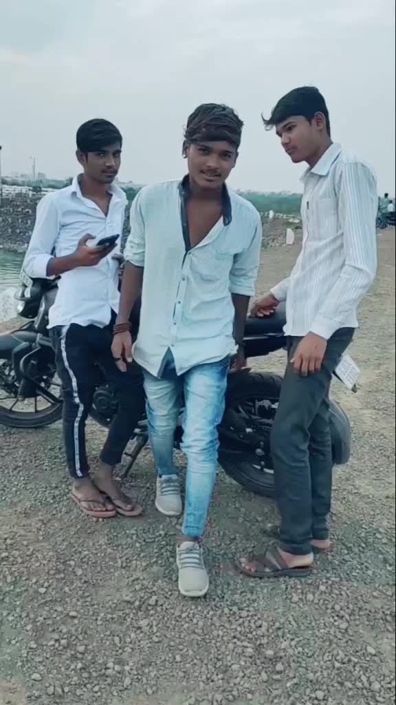 @Mr_☝️બેવફા_નો_દિવાનો