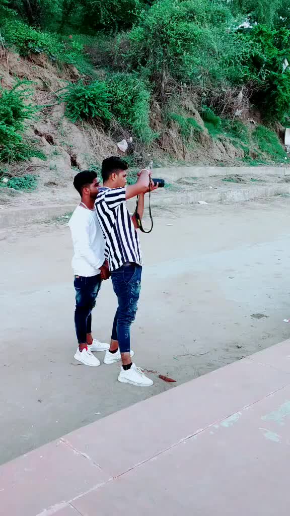 @AaDil DiwaN