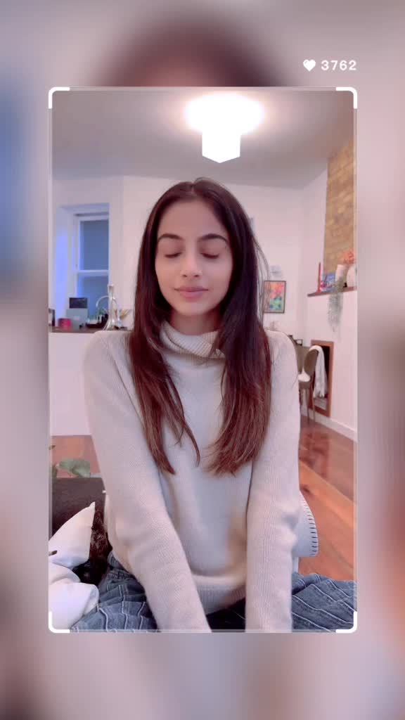 @Aavya💋