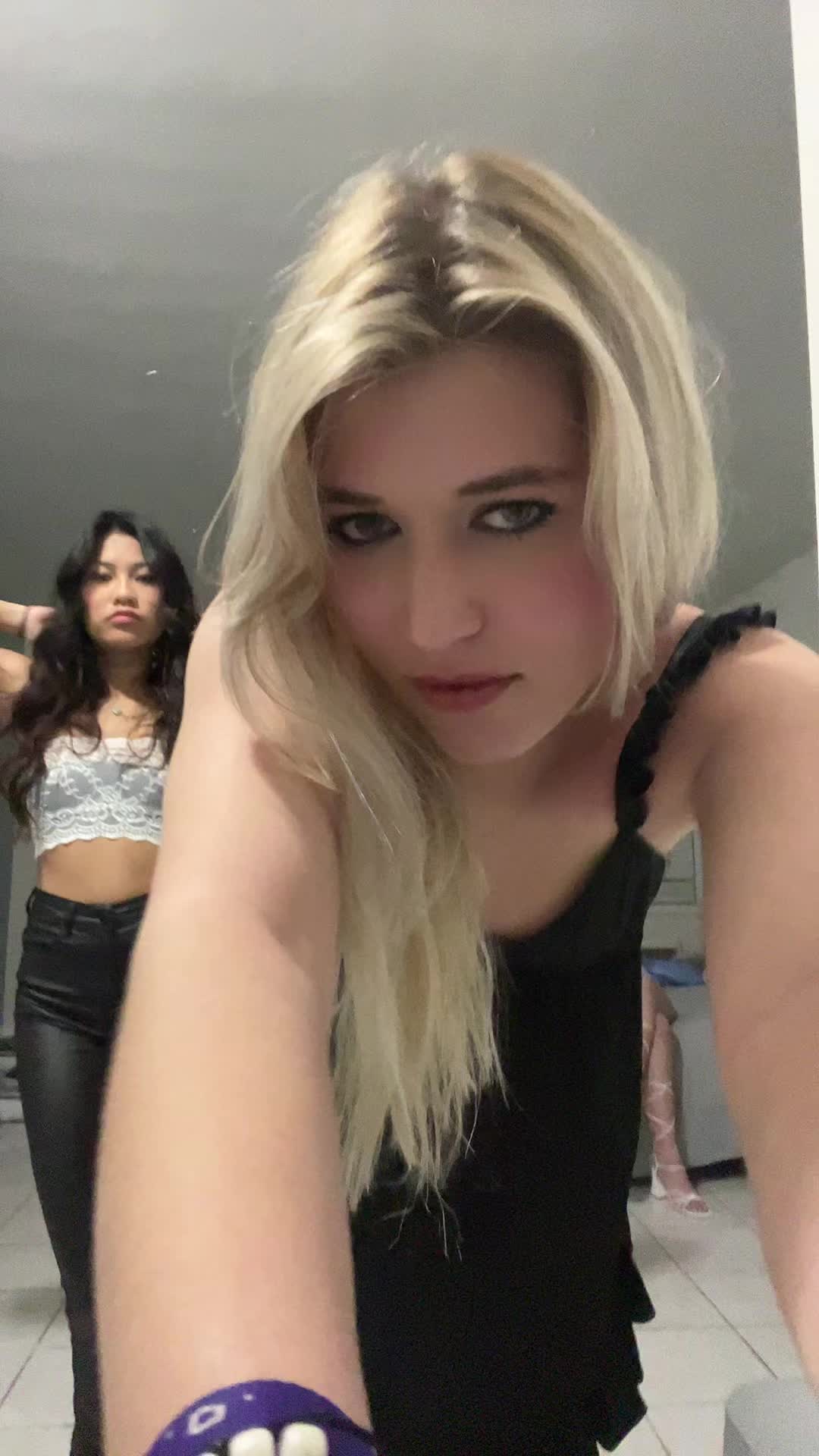 @ella graupman