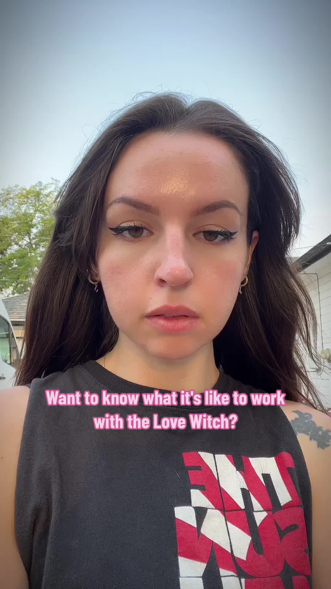 @oglovewitch