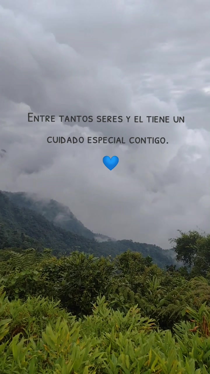 @Karolyn Gumu 🤍
