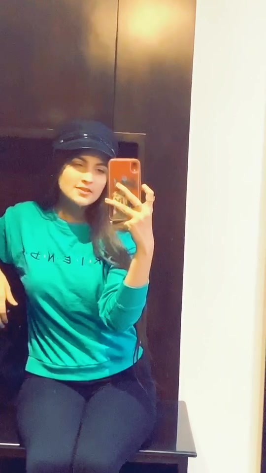@❄️Misskhan❄️