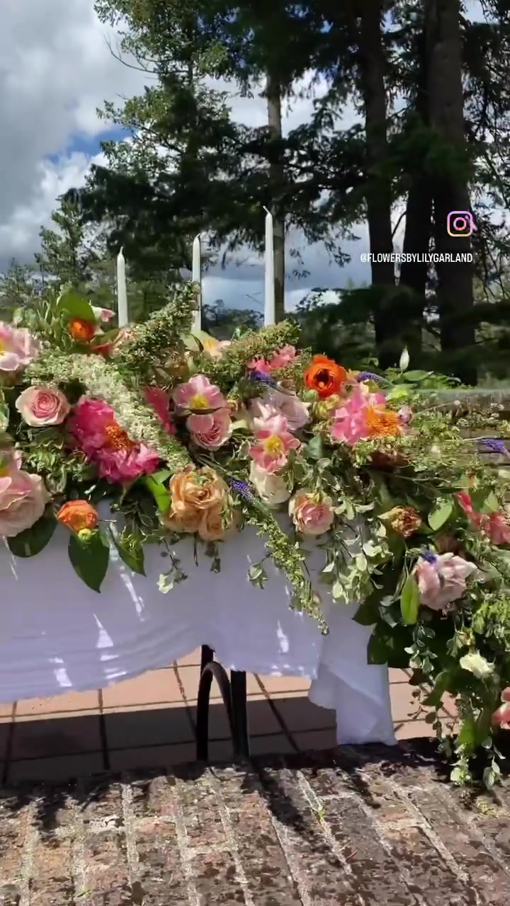 @Flowers By Lily Garland