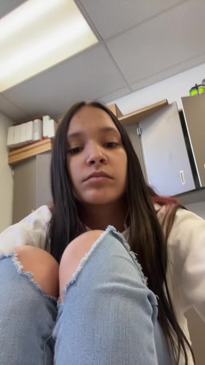 @M.O.N💵💁🏽&zwj;♀️