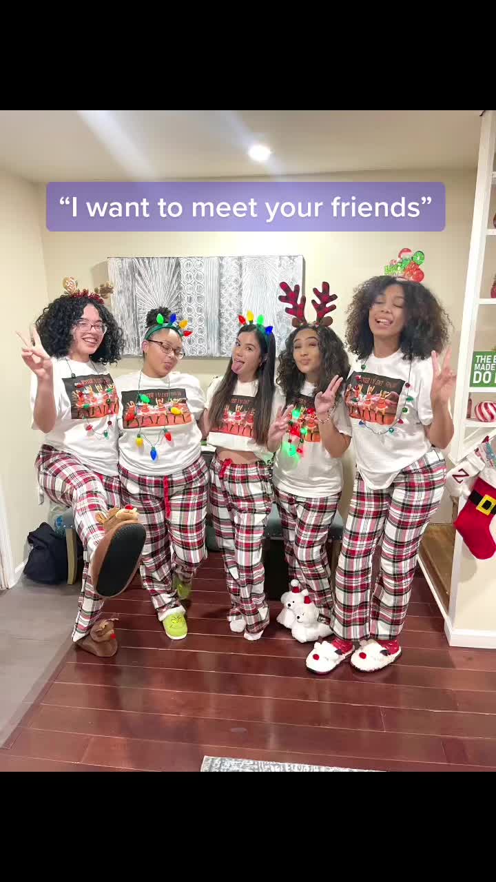 @Elisani