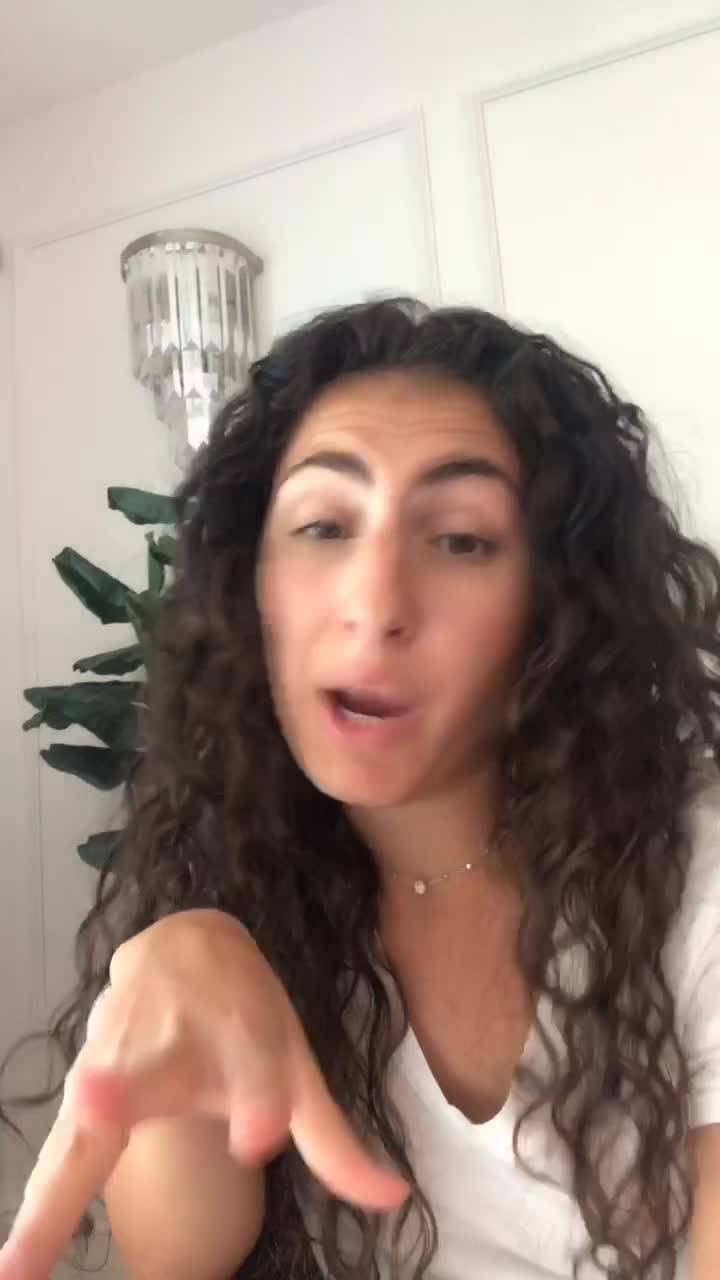 @batshitmama