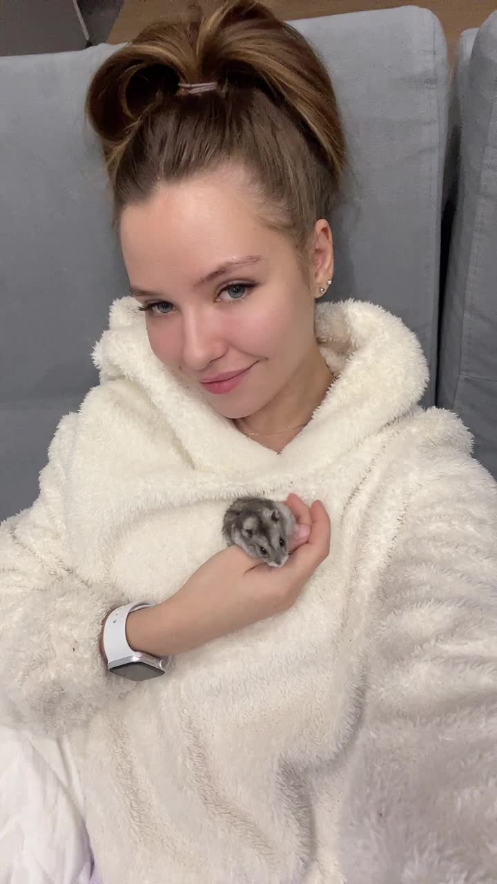 @Tiny Angel💕
