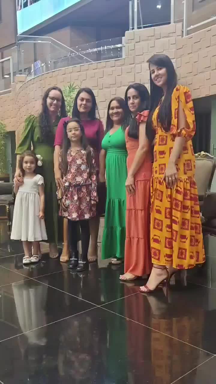 @Thais Ara&uacute;jo