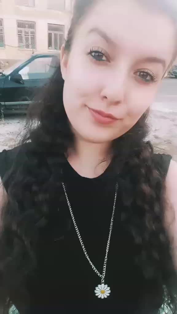 @göçmen kızı